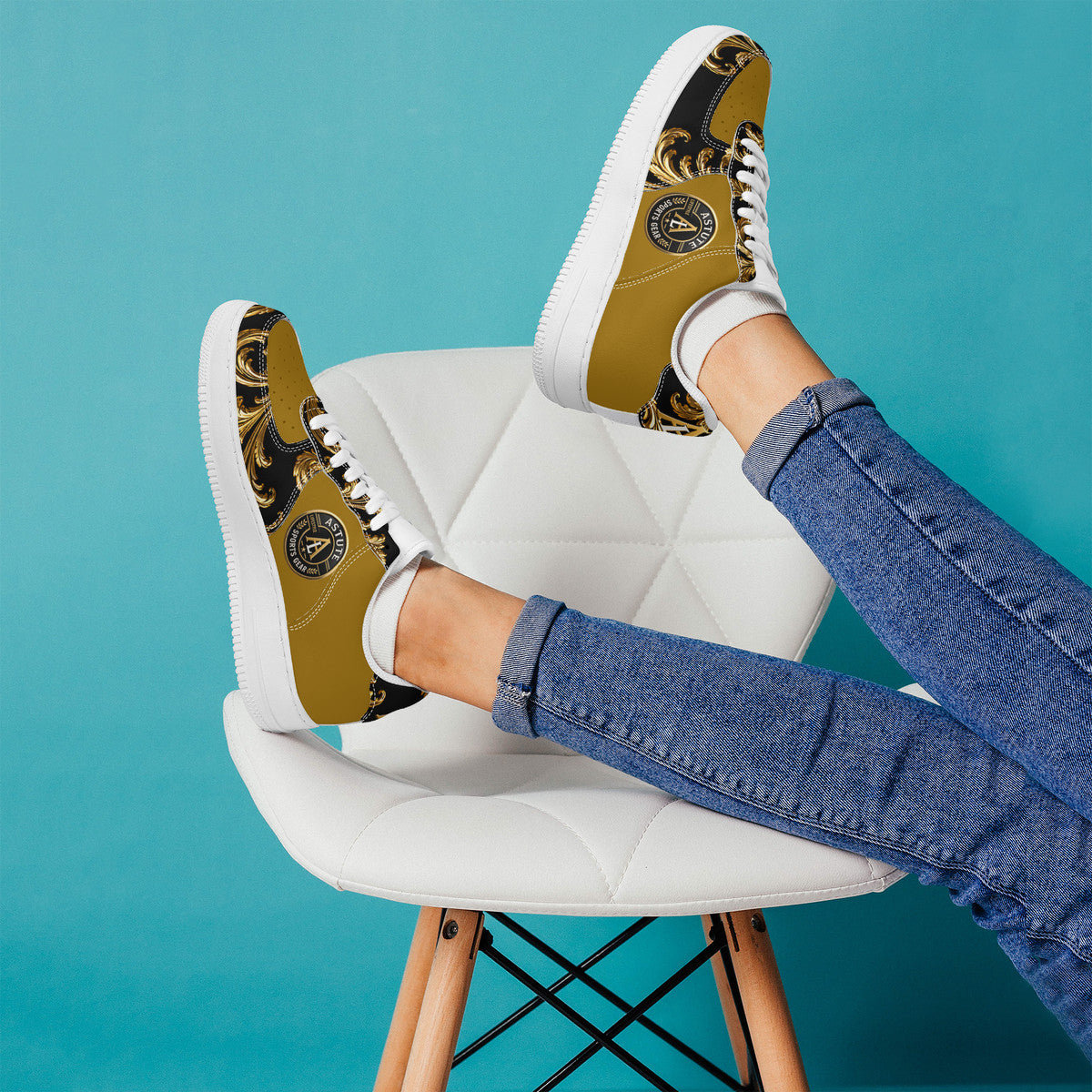 WHO DAT Low Top Unisex Sneaker