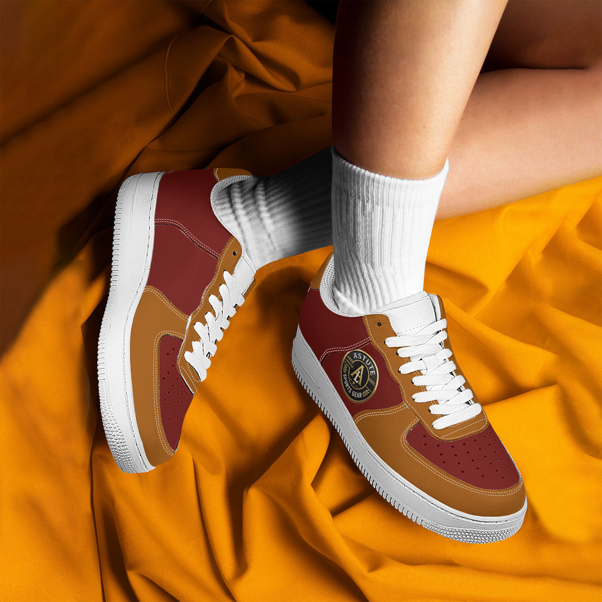BANG BANG Low Top Unisex Sneaker
