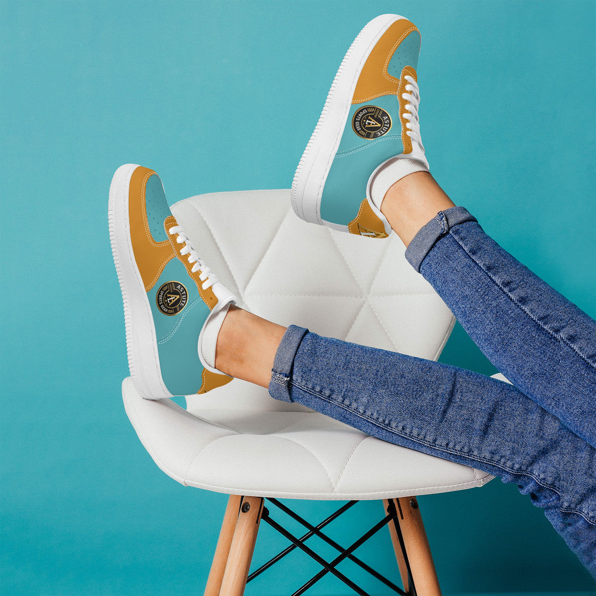 FINS Low Top Unisex Sneaker